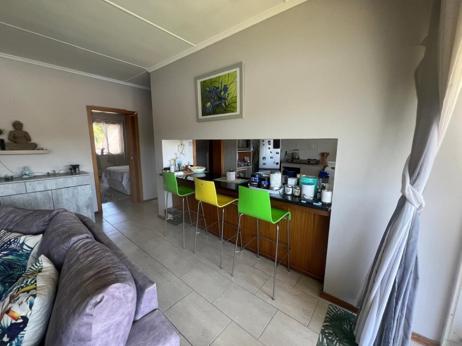 2 Bedroom Property for Sale in Bonza Bay Eastern Cape